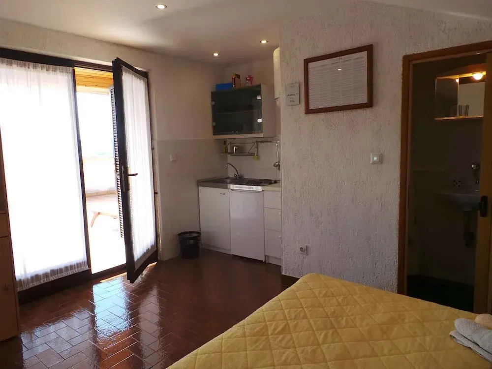 Apartments in Kornic/insel Krk 14471