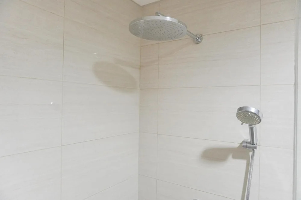 Well Design And Homey 1Br Ciputra International Apartment