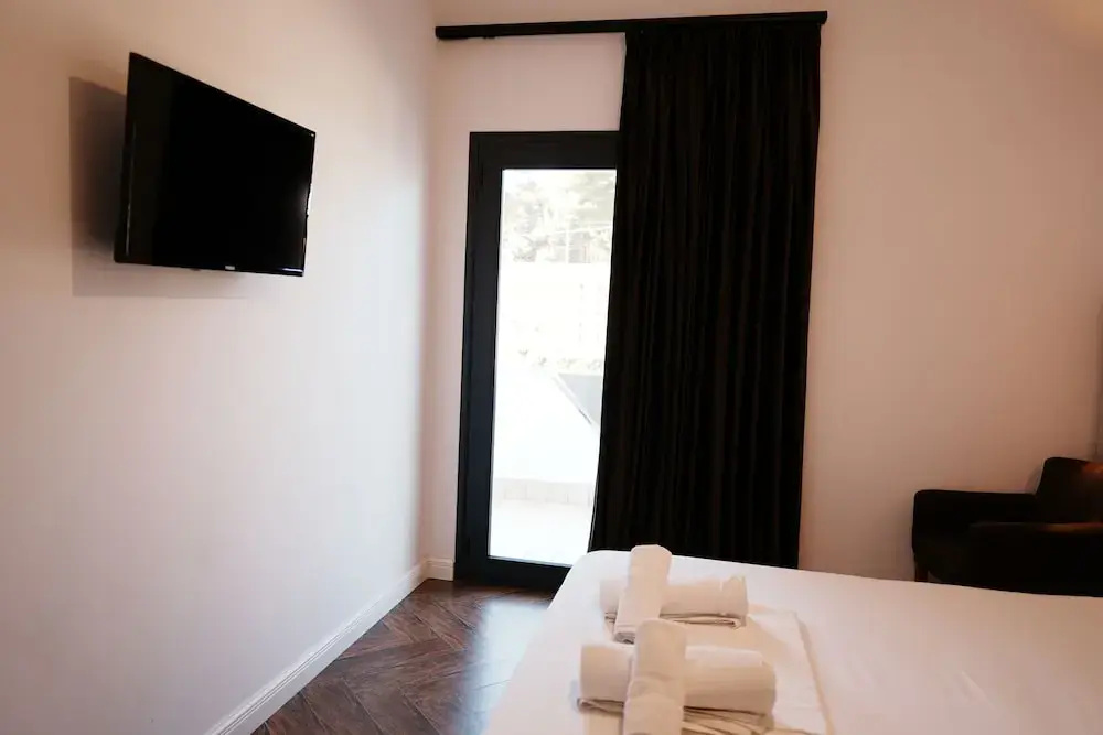 Villa AX Mirage