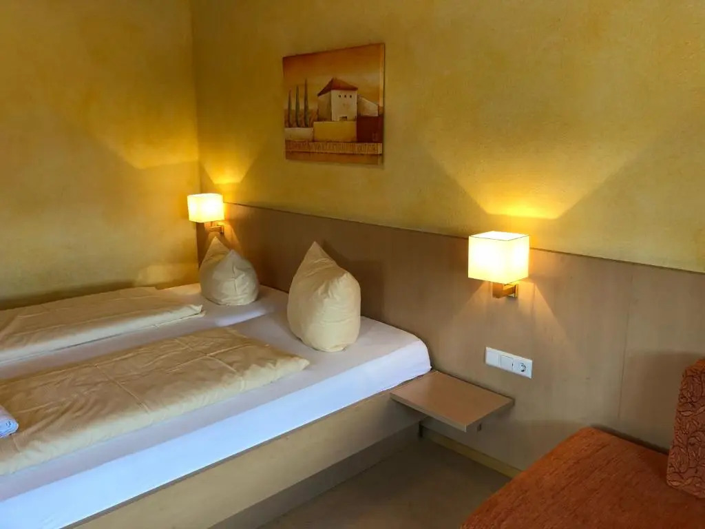 Hotel - Restaurant Hirschen - Werneths Landgasthof beim Europa- Park Rust