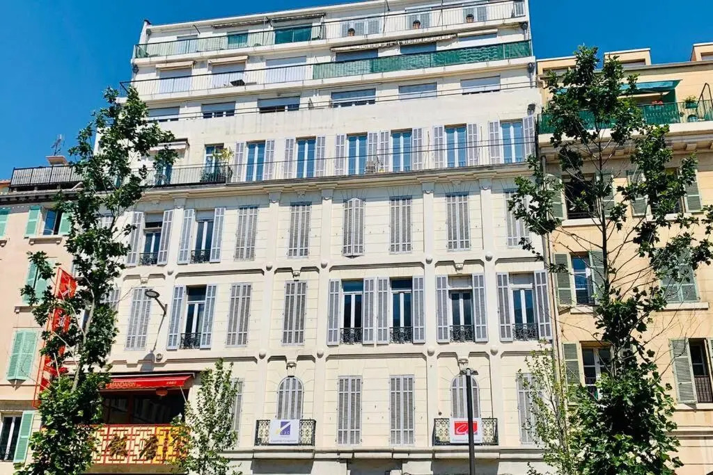 Le Phocéen : T4 balcon vue Vieux-Port