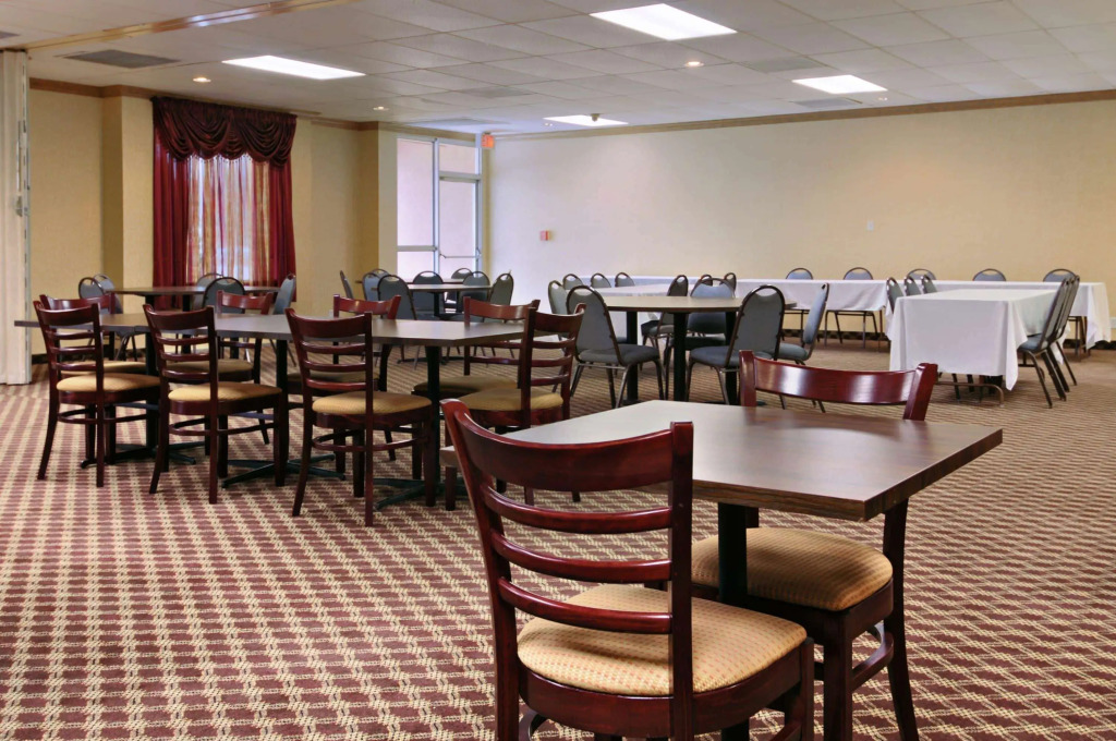 Days Inn by Wyndham Conneaut