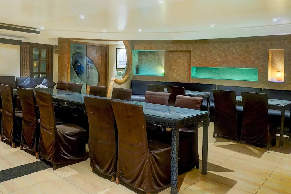 Premium Room Near Pataleshwar Temple, Pune