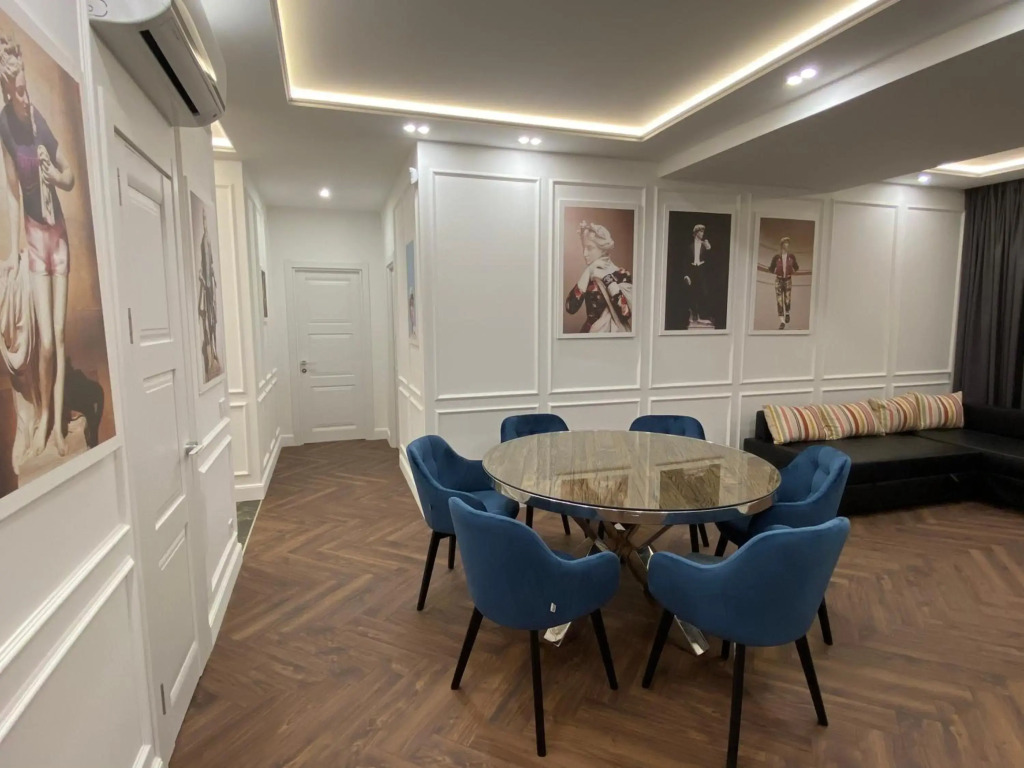 Modern Classic 2 bedroom apartment near Most City