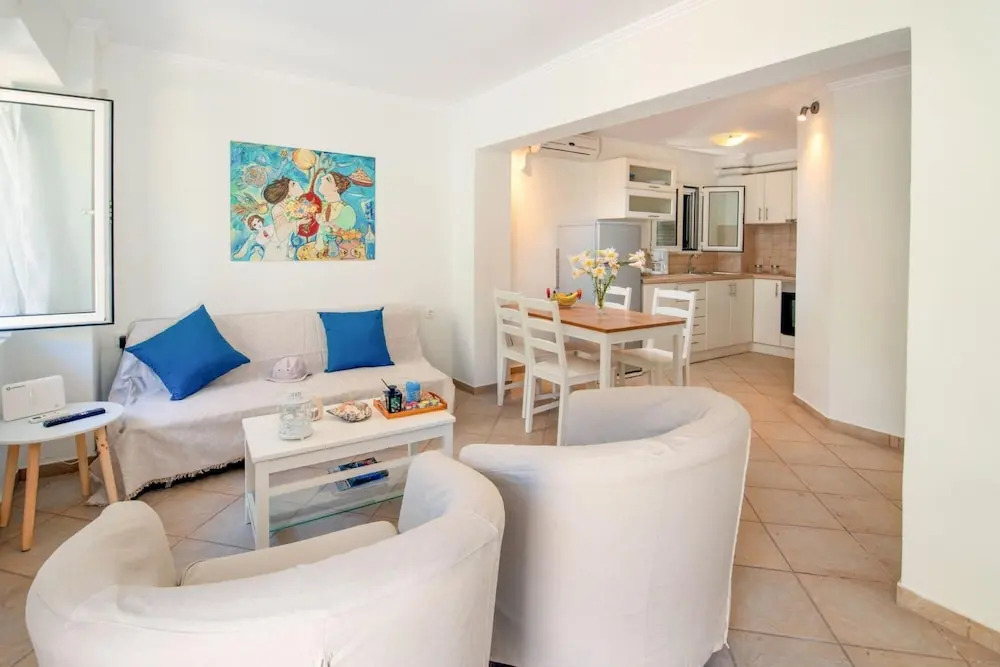 Doras House in Gaios