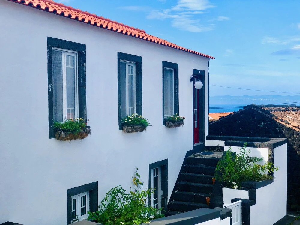 Quinta Pereirinha - A Private 3 Bedroom Home, Close to Hiking Traile w Ocean Views - Pico Island, Azores