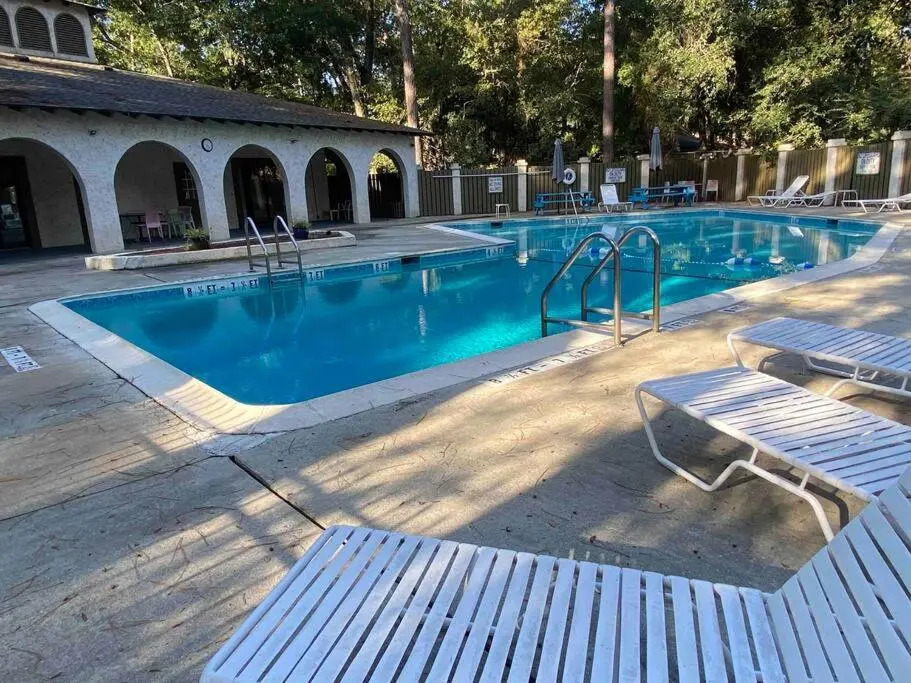 Elegant 2-bedroom pet-friendly villa w 2 parking spaces