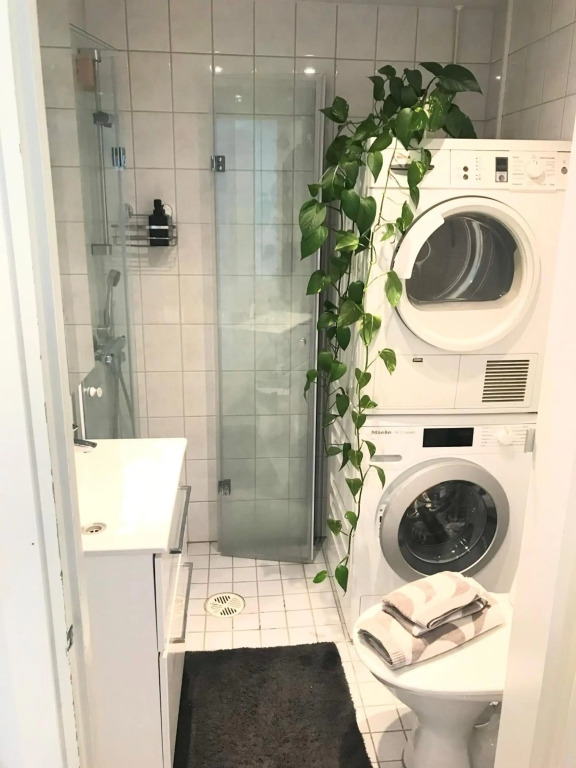 Avara keskusta asunto + oma ilmainen parkkipaikka