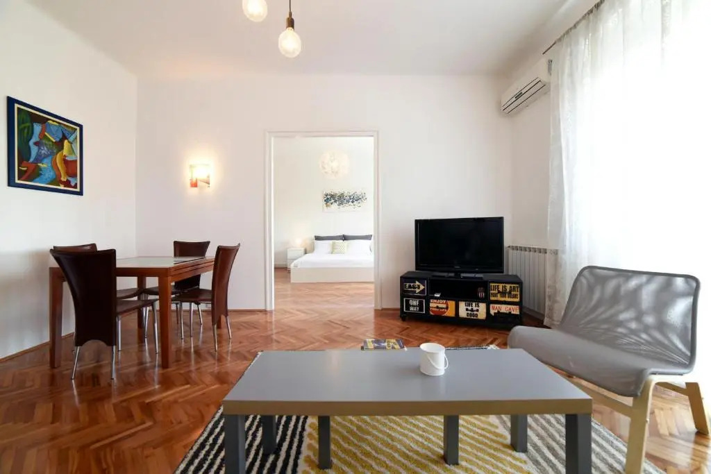 Sunny Apartment