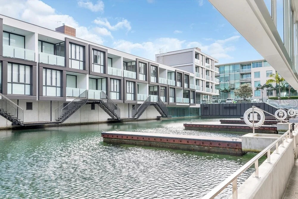 QV One Bedroom Apt Viaduct Harbour - 250