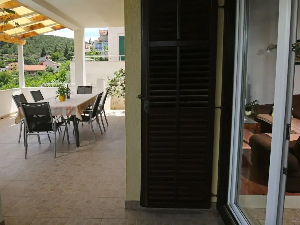 Apartments Boro - Three Bedroom Apartment With Sea View