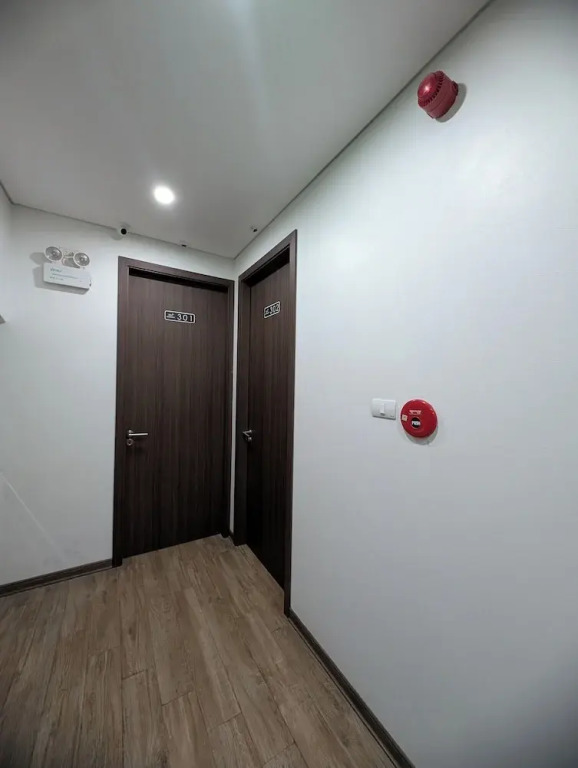 Era Apartment Lac Long Quan