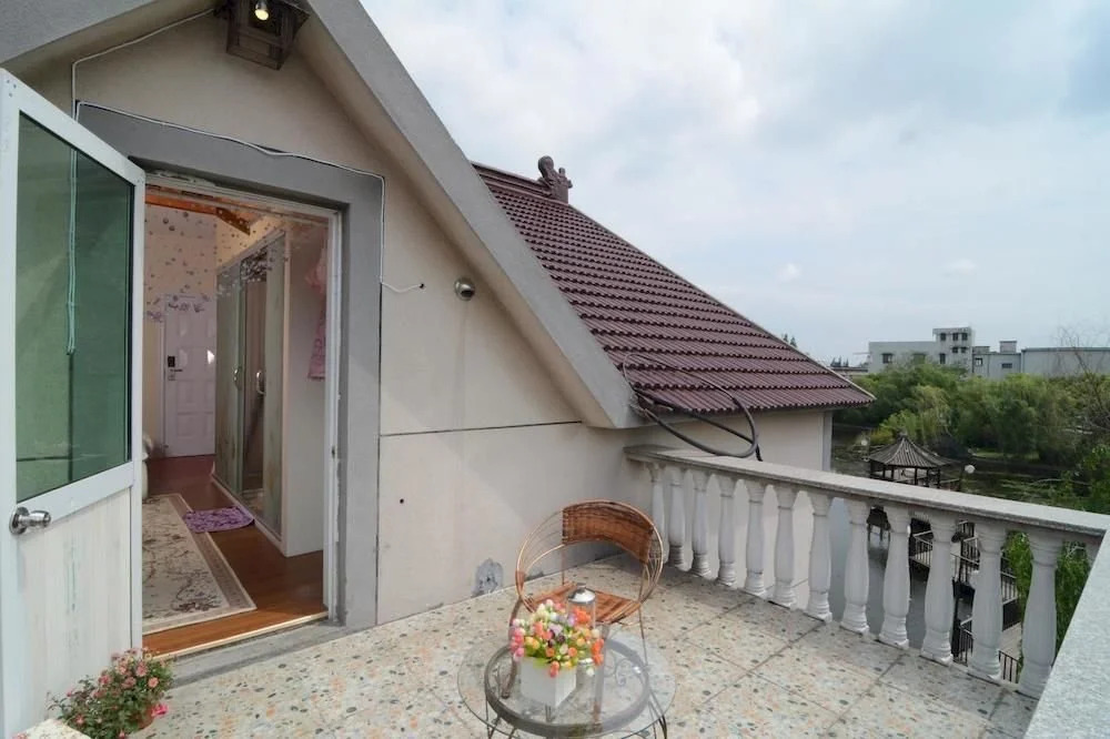 Weibo Hotel