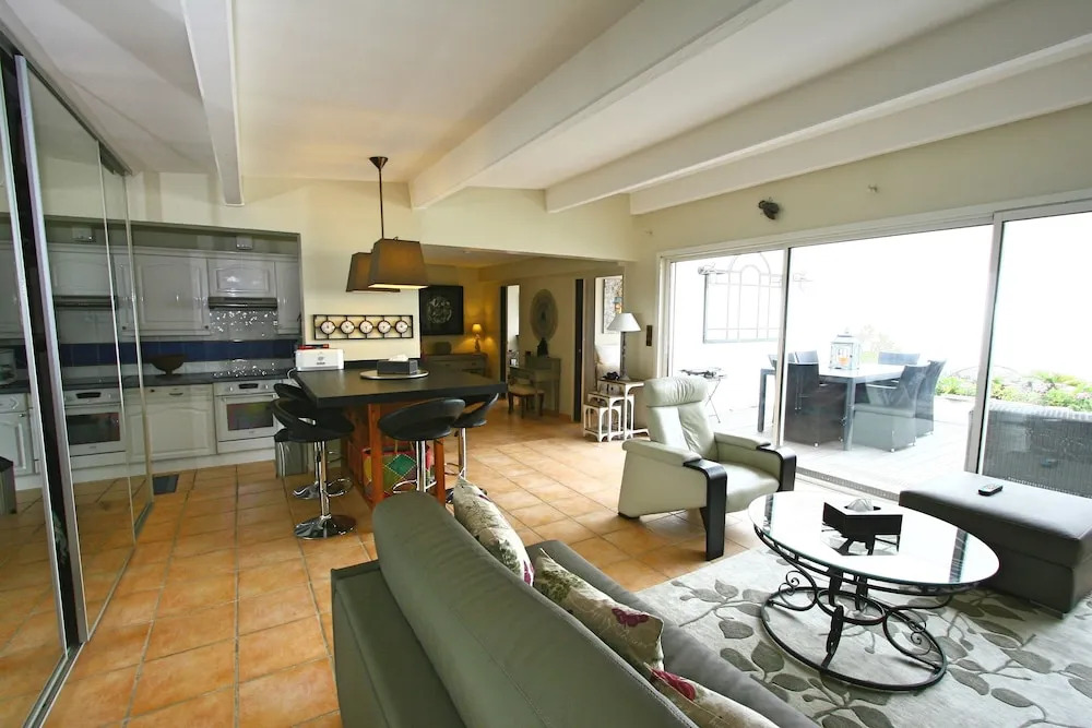 Appartement 72 m2 vue mer terrasse