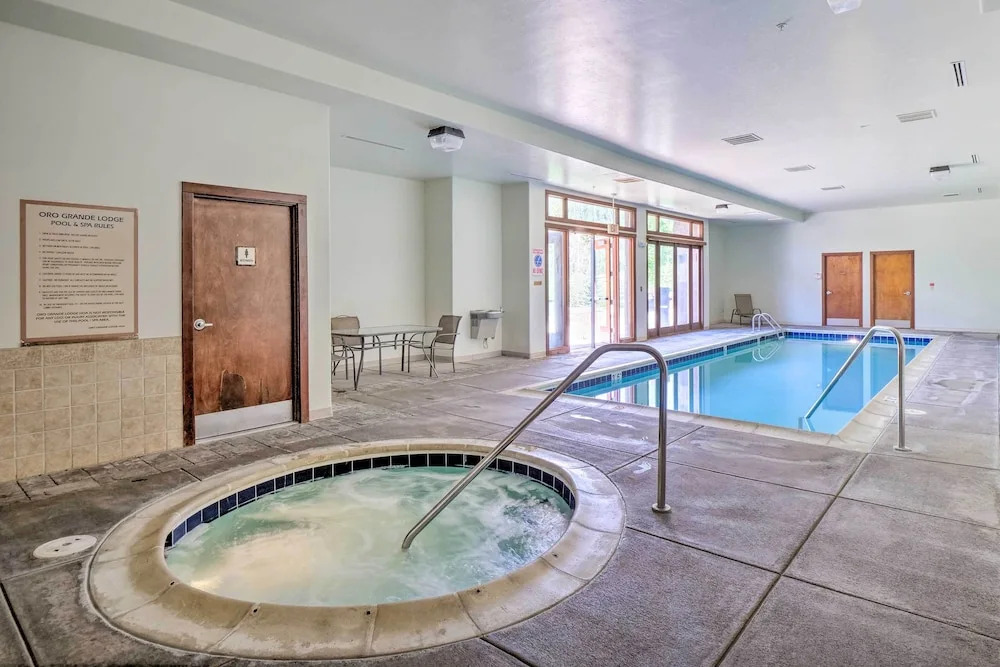 < 1 Mi to Slopes: Mtn-view Keystone Condo