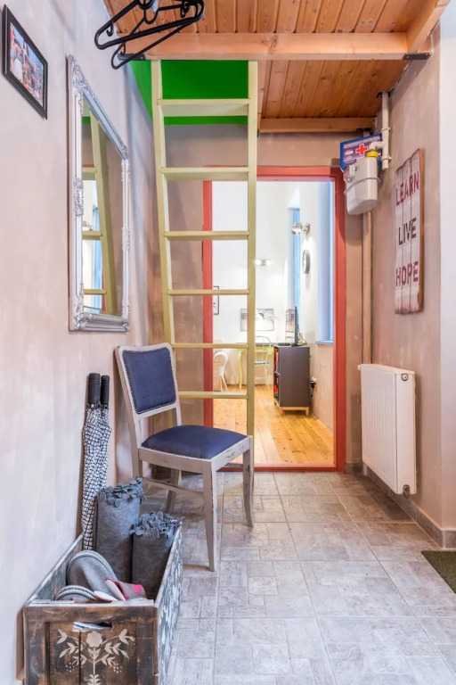 Budget Apartment by Hi5-Kiraly 99