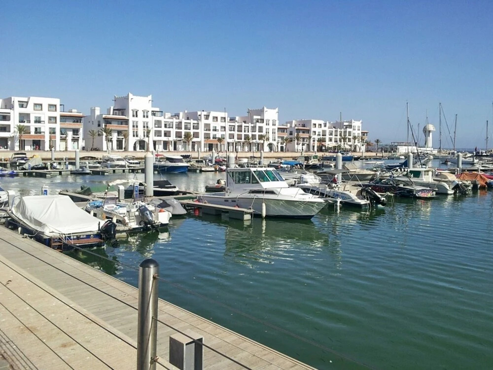 Spacious, 2-bedroom Apartment With Swimming Pool Access and Balcony in