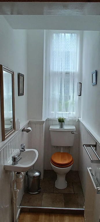 Central 1 - Bed Apartment in Edinburgh Sleeps 3