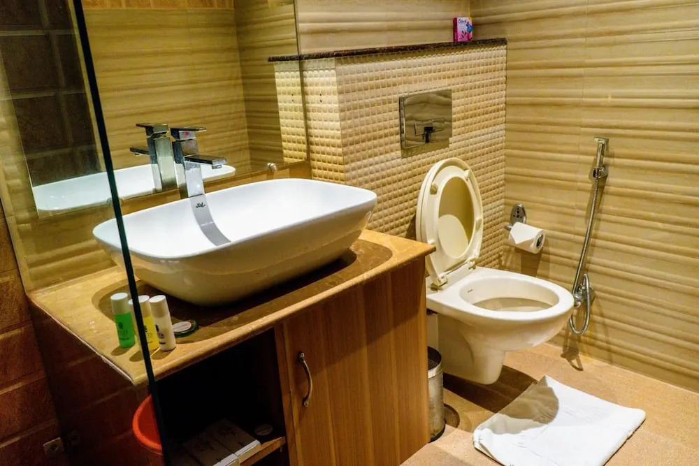 Hotel Orchid Resort