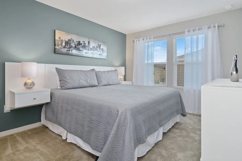 Wonderful 4 Bed Close to Disney w Gameroom 5150