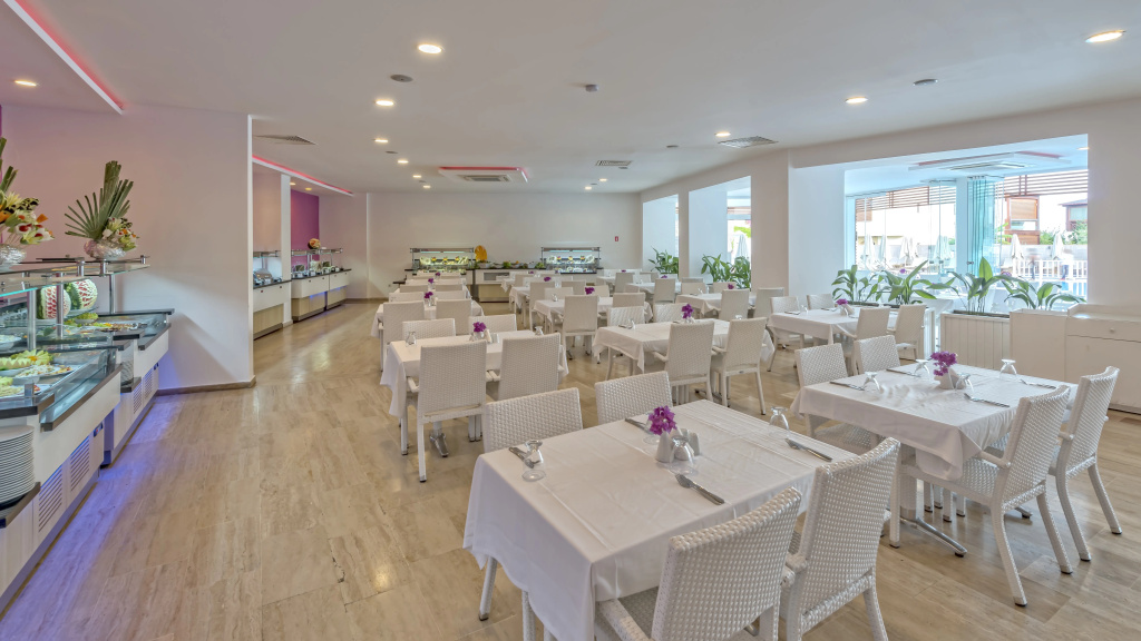 Bendis Beach Hotel