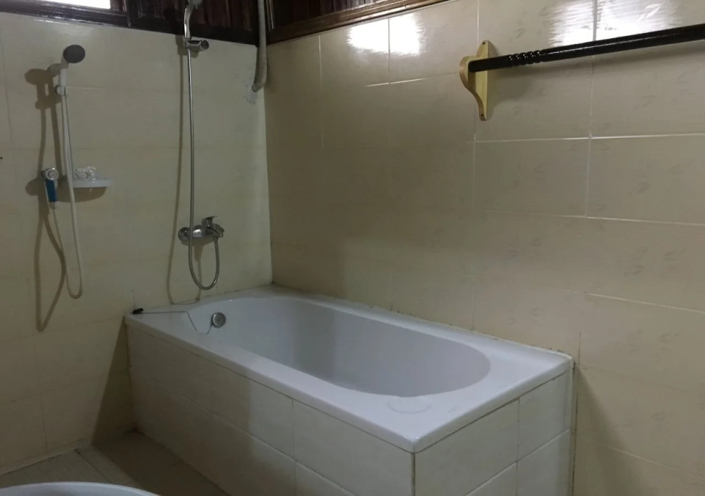 Oak Thar Kyaw Hotel