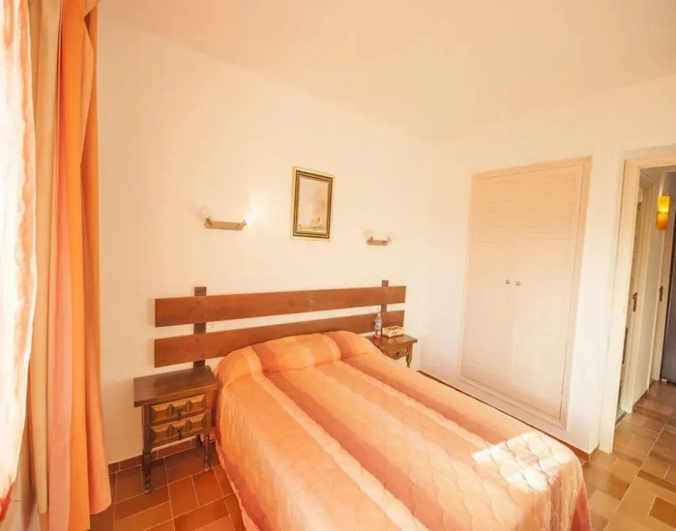 2-bedroom Apartment in Costa Brava