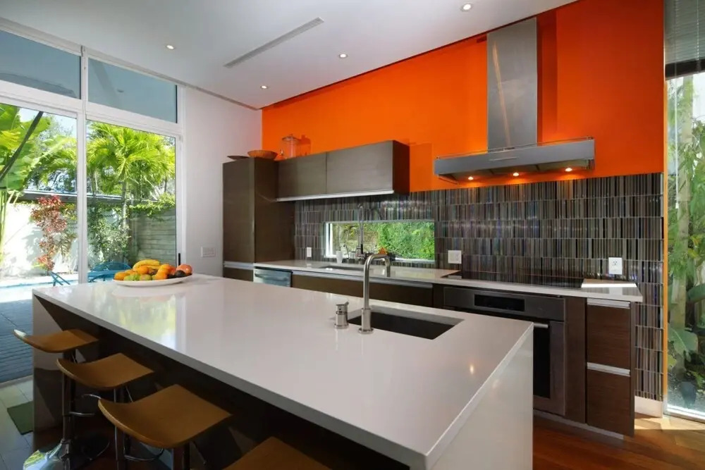 Miami Abode - Private & Sanitized, Perfect for Working From Home. Private Pool, Pet Friendly. Super-host Support