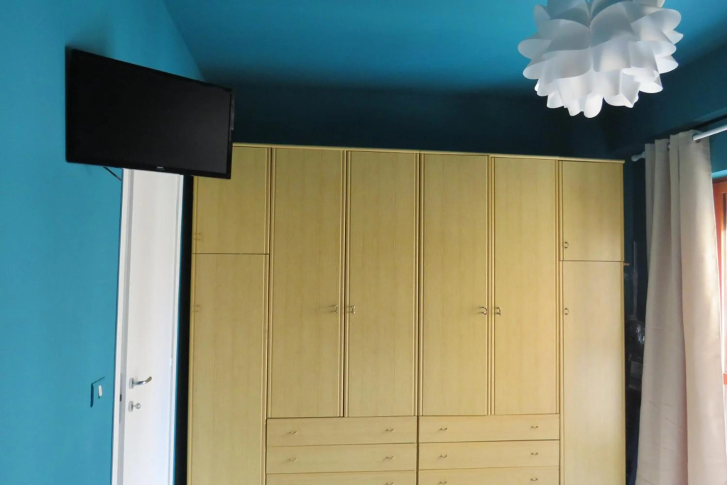Sofi apartment