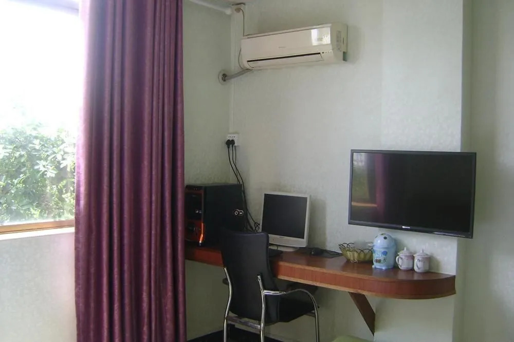 Jiuri Business Apartment