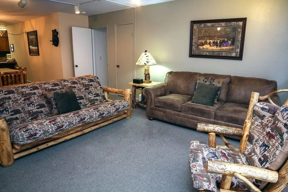 Fawn Valley Inn: 202 2 Bedroom Condo, Estes Park