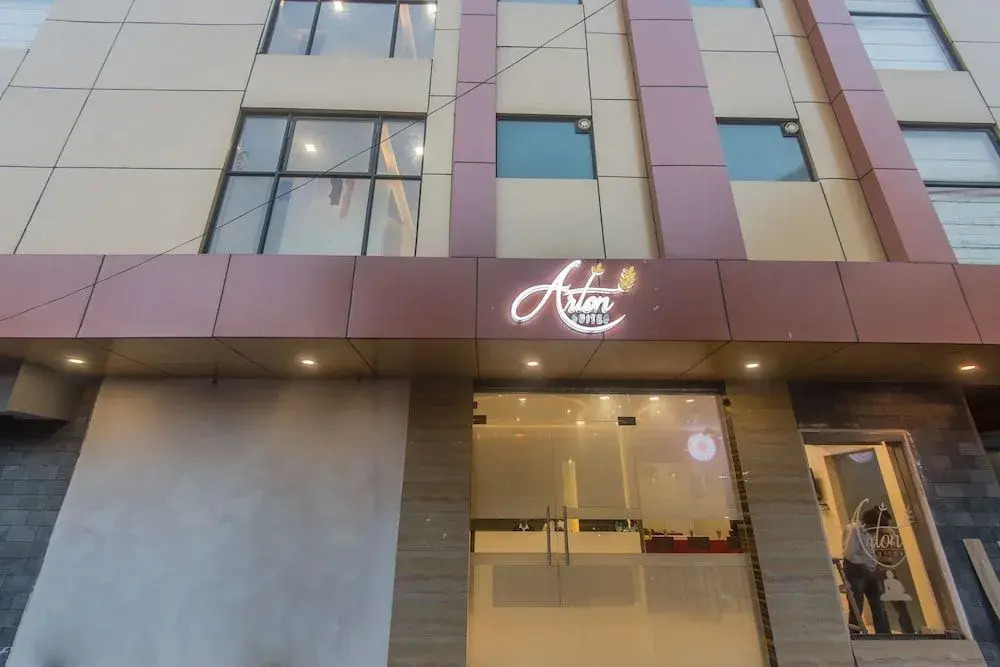 Arton Suites