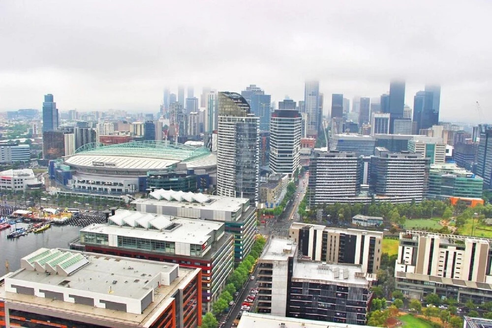 Onelife Docklands Luxury Apartment
