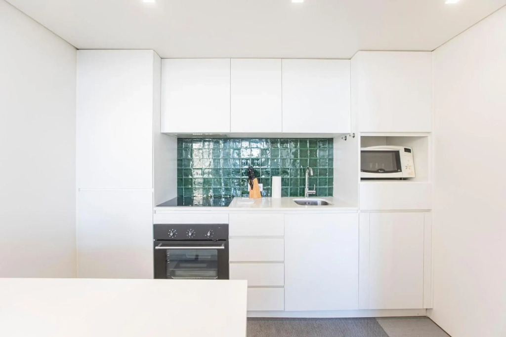 Modern 2BR Duplex Downtown by Art District by LovelyStay