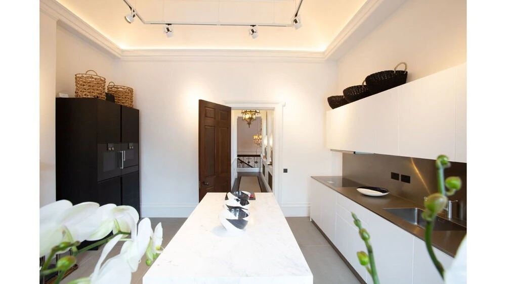 Exclusive residence at Cadogan Square I