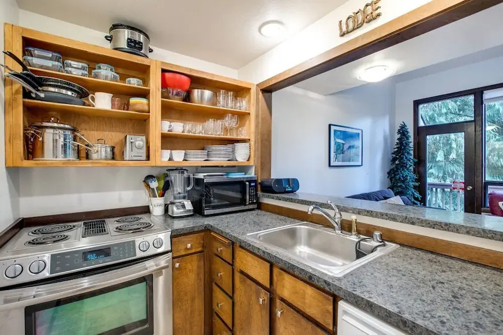 Mt Baker Lodging Condo 06 - Sleeps 5