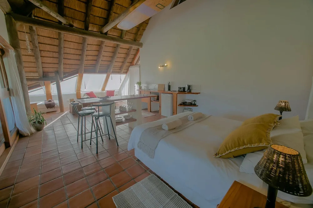 Dreamland Beach House & Studios at Supertubes