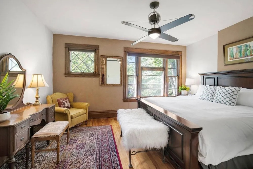 3 Bedroom House with Patio near Cap Hill