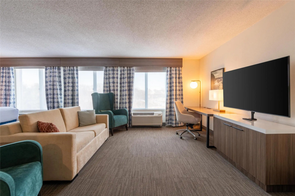 Hilton Garden Inn Auburn Riverwatch