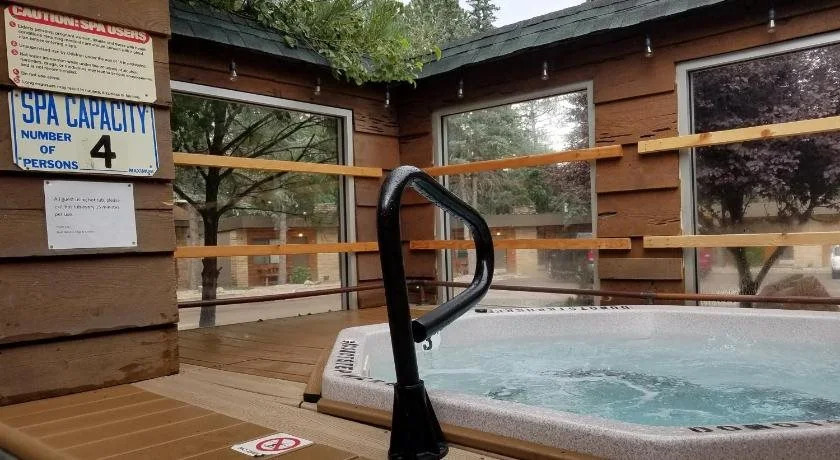 West Winds Lodge