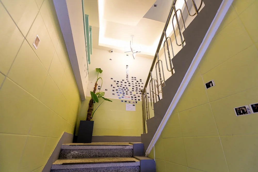 Discovery Busan Guesthouse