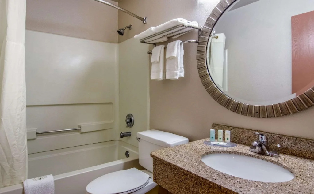 Quality Inn Atlanta Airport-Central