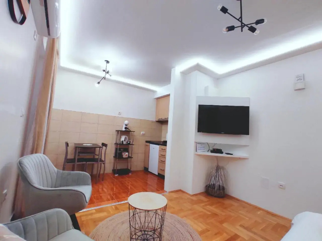 Studio Apartman Lukavica