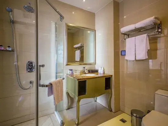 Wenzhou Lima Business Hotel (Binhai Industrial Park Branch, Wenzhou Longwan Airport)