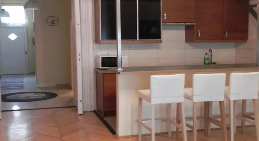 Gina Apartment