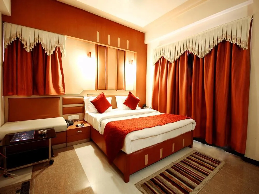Marshall The Hotel