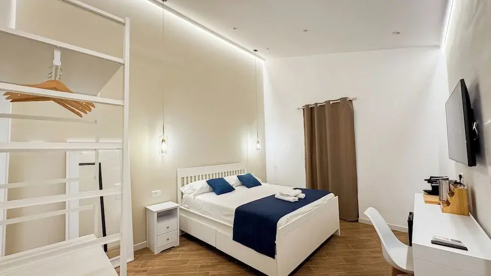 Giandra Rooms and Garden