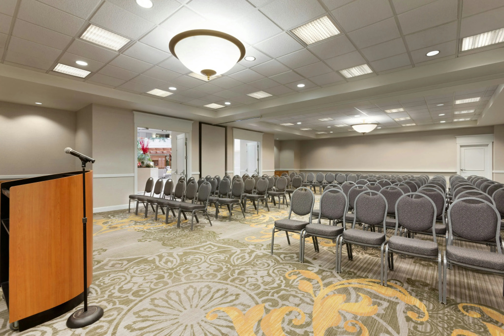 Embassy Suites Newark - Wilmington/South
