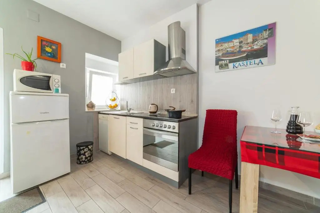 Apartments Mira