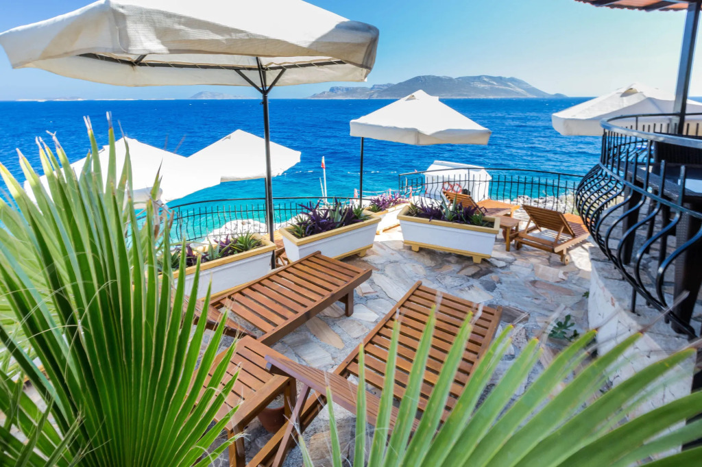 Hadrian Hotel